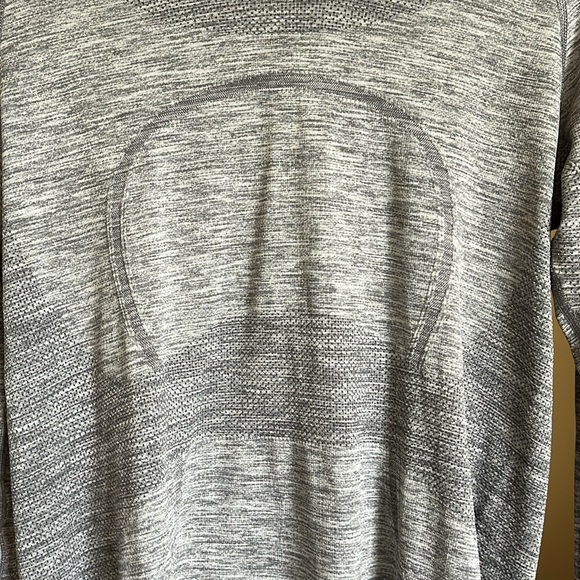 Lululemon long sleeve swift stride top. - Picture 3 of 5